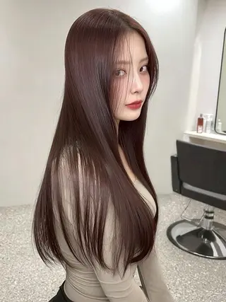 ロング 𝓨̆̈𝓾𝓲ྀི 🫧カットモデルのヘアスタイル