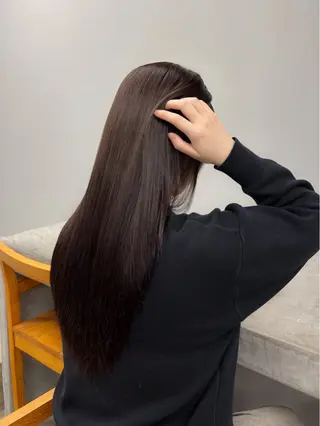 セミロング 𝐀𝐦𝐞𝐫𝐢 /透明感カラーのヘアスタイル