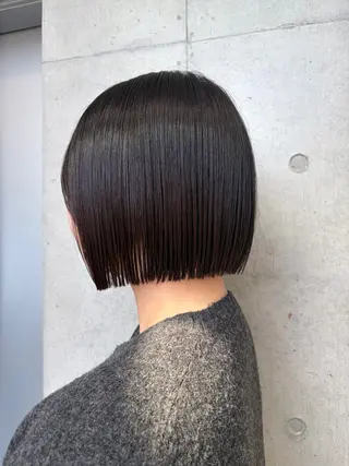 ショート カラー ヘアアレンジ ボブ艶モテカラー🫧 カリンのヘアスタイル