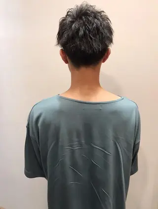 ショート パーマ メンズ 中村 梨沙のマツエク・マツパデザイン