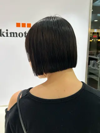 ショート 早瀬 愛美のヘアスタイル
