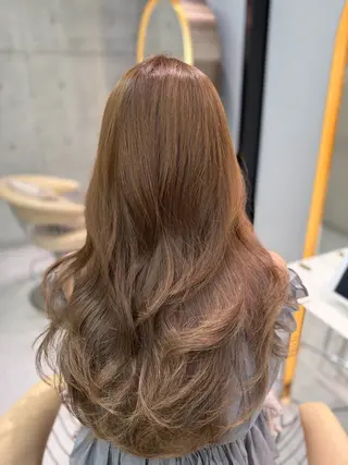 ロング カラー shion 透明感カラーのヘアスタイル