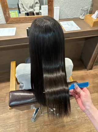 ロング あべ ゆうか🪽艶髪のヘアスタイル