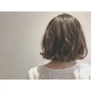 ミディアム なかにし まゆみのヘアスタイル