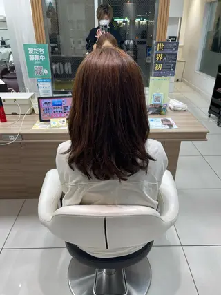 セミロング 藤原 亜美🤍のヘアスタイル