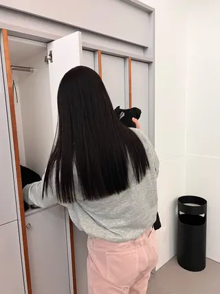 ロング カラー 顔まわりカット/透け カラー/Memi🎀のヘアスタイル