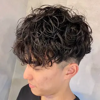 ショート パーマ メンズ シャドウ ツイスパ ニュアンスおがたのヘアスタイル