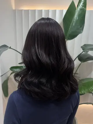 ロング カラー ラベンダー💜 グレージュ🩶のヘアスタイル