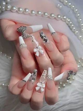 ネイル Julie Nail Hinのネイルデザイン