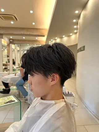 メンズ メンズ特化/メンズ パーマ/ハイトーンのヘアスタイル