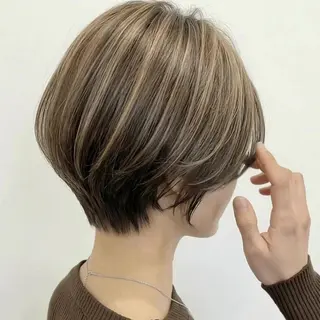 ショート インナーカラー◆ ダブルカラー◆ 上原のヘアスタイル