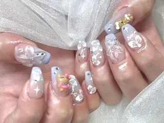 ネイル moca心斎橋店 Aina🐈‍⬛🤍のネイルデザイン