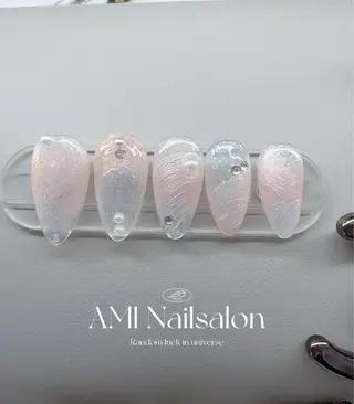 ミディアム AMI Nailsalonのネイルデザイン