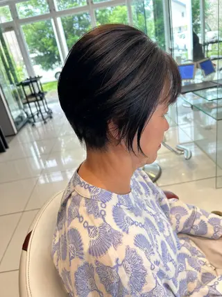 ショート カラー 鈴木 颯介のヘアスタイル