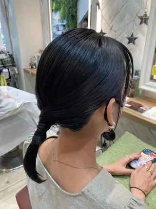 あやか 白髪ぼかしハイライトのヘアスタイル