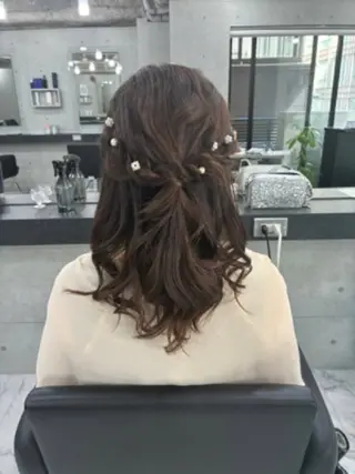 ミディアム ヘアアレンジ Endearing 🌟銀座のヘアスタイル