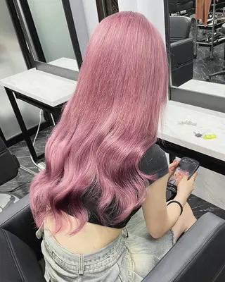 ロング カラー マリカ🦋韓国 ハイトーン/エクステのヘアスタイル