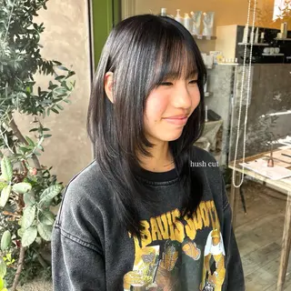 セミロング レイヤー/透明感艶 カラー丸山ななほのヘアスタイル