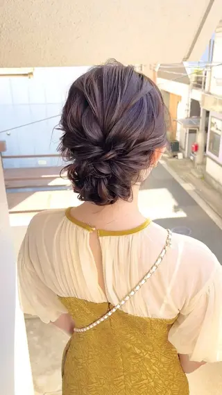 ヘアアレンジ airi🌺カラー /特殊ヘア⛓️🖤のヘアスタイル