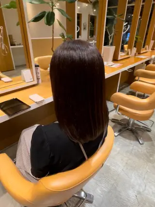 ロング 山口 芽依のヘアスタイル
