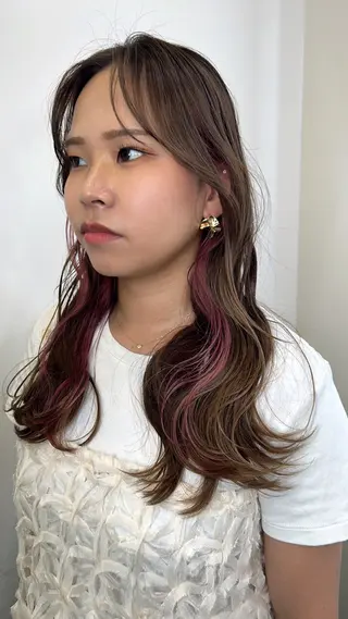 セミロング カラー 小澤 一稀のヘアスタイル
