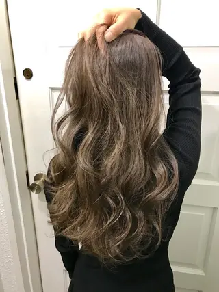 ミディアム セミロング ロング カラー 若杉 諒のヘアスタイル