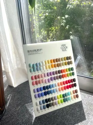 ショート 2DY NAIL SALONのネイルデザイン