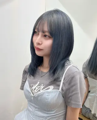 ミディアム カラー 透け感ベージュ🤎 韓国ヘアtakutoのヘアスタイル