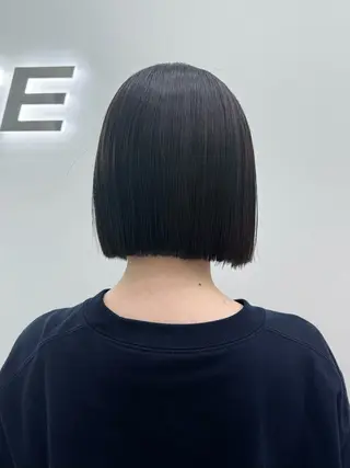 ショート カラー ヘアアレンジ 縮毛矯正🤍 ボブ/ HIKARIのヘアスタイル