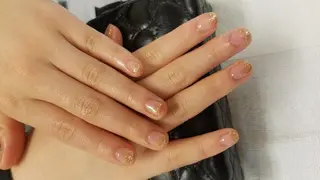 ネイル 新井 智美のネイルデザイン