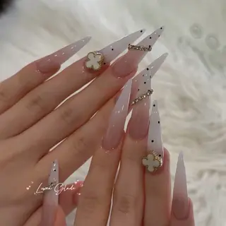 ネイル Luna Gladeのネイルデザイン