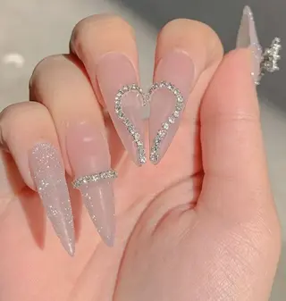 ネイル Queen‘s なんのネイルデザイン