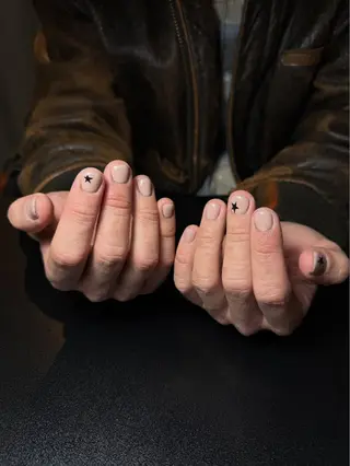 ショート メンズ 白石 璃奈のネイルデザイン