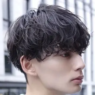 ミディアム メンズ メンズ特化 韓国/曲がる縮毛矯正のヘアスタイル