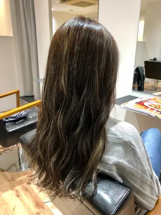 ロング カラー 美髪・透明感カラー 西川仁弥のヘアスタイル