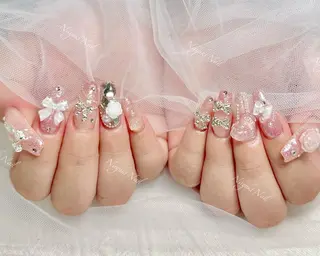 ネイル 🦋 Queenieのネイルデザイン