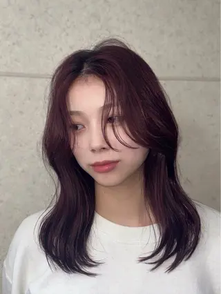 ミディアム STAYGOLD⭐️ NANAMIのヘアスタイル