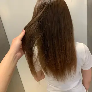 カラー 天野 利咲のヘアスタイル