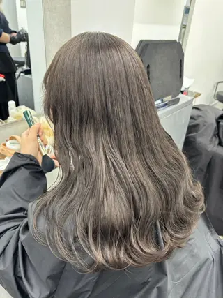セミロング 中村 彩夏のヘアスタイル
