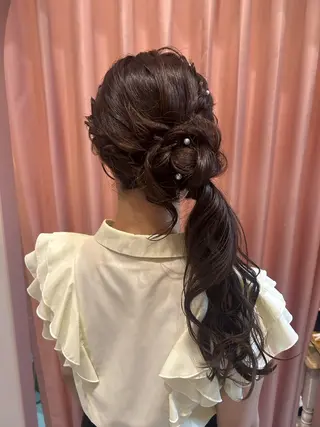 ロング カラー ヘアアレンジ yuka .のヘアスタイル