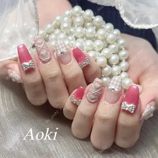 ネイル 🦋 Queenieのネイルデザイン