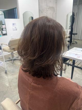 カラー 澤田 萌生のヘアスタイル