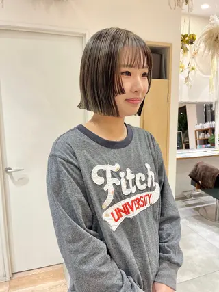 ショート カラー 吉原 由菜のヘアスタイル