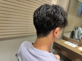 パーマ メンズ 脇山 真生のヘアスタイル