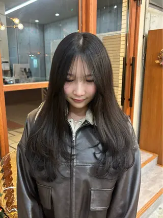 ロング アキホ /カット✁カラーのヘアスタイル