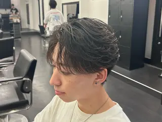 パーマ メンズ メンズ超特化🔥 曲がる縮毛矯正🔥のヘアスタイル
