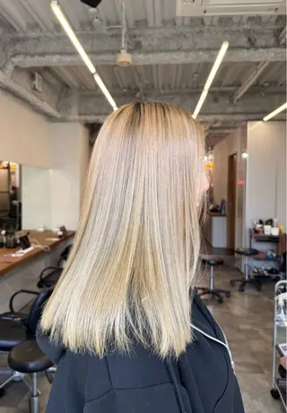 ミディアム カラー 川井 英郁のヘアスタイル