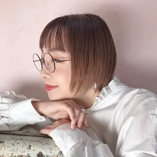 ショート カラー レイヤー/大人ボブ| ワタナベ リョウカのヘアスタイル