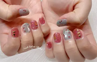 ネイル NailSalon Reveのネイルデザイン