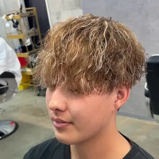 ミディアム カラー パーマ メンズ カラー特化/海外系/ ハイライト/豊閃のヘアスタイル